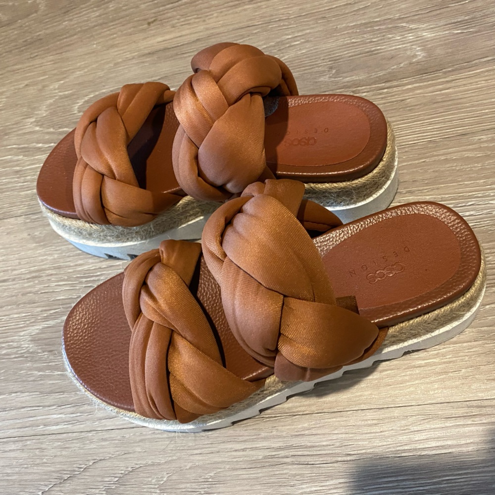 Platform braided sandals